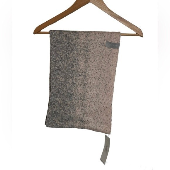 NWT Calvin Klein Plush Ombre Infinity Loop Scarf One Size Soft Warm Cozy - Picture 1 of 8